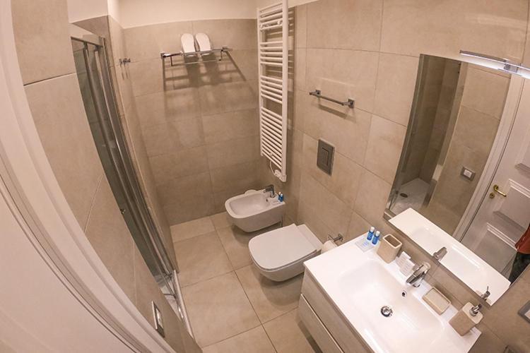 Provenzale Casa Hotell Florens Exteriör bild